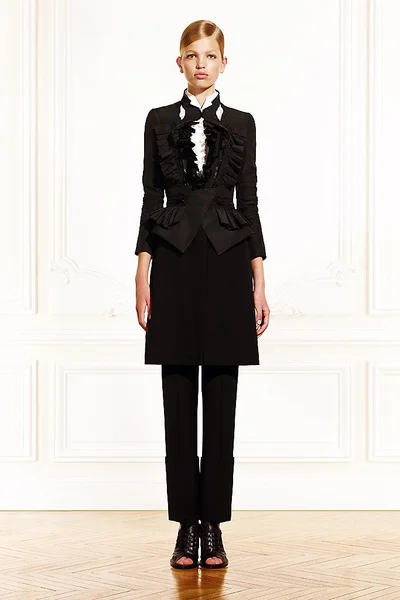 Look 13